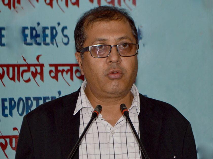 हस्ताक्षर अभियान लोकतन्त्रमाथिकै प्रहारः एमाले नेता भट्टराई