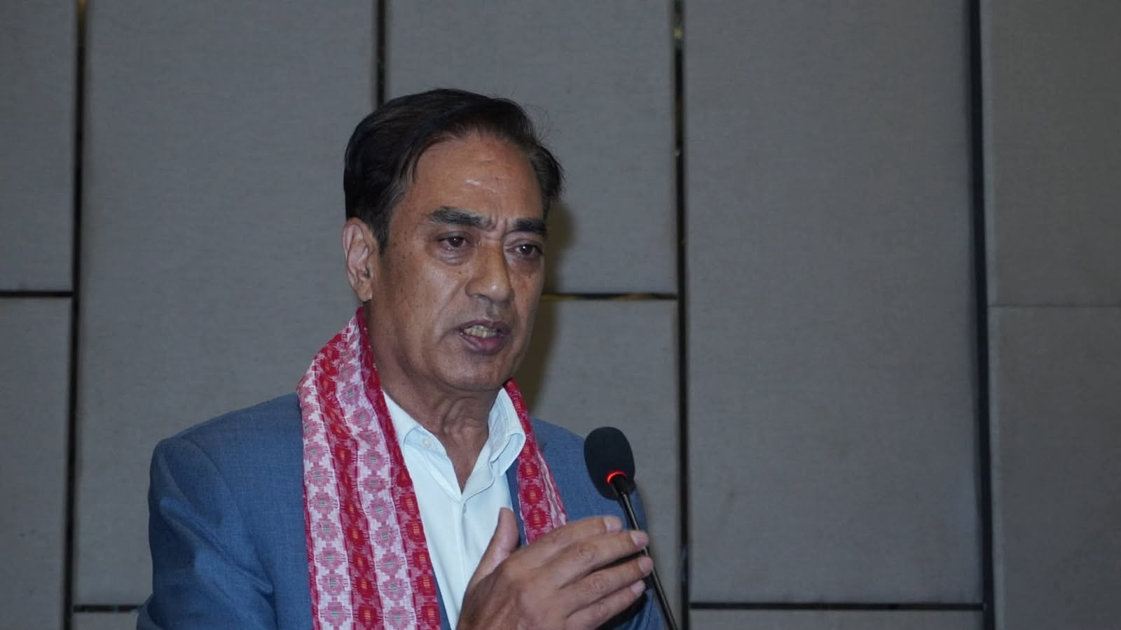 प्रसारण लाइन निर्माणमा निजी क्षेत्रलाई सहभागी गराउने व्यवस्था तत्काल कार्यान्वयन गर्नुपर्छ :राजेन्द्र मल्ल