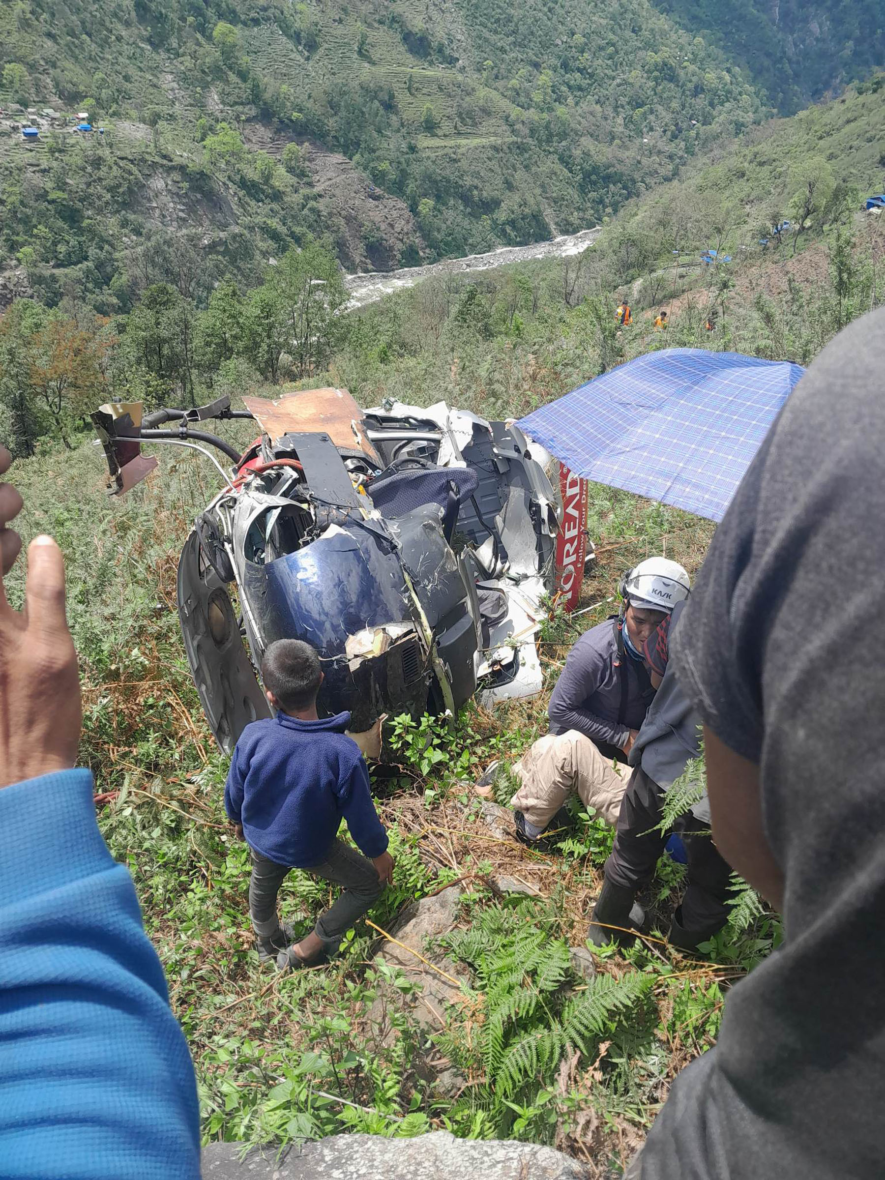 दुर्घटनामा सिम्रीक एयरको हेलिकप्टर