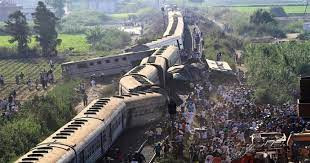 बङ्गगलादेशमा रेल दुर्घटना हुँदा १२ जना घाइते