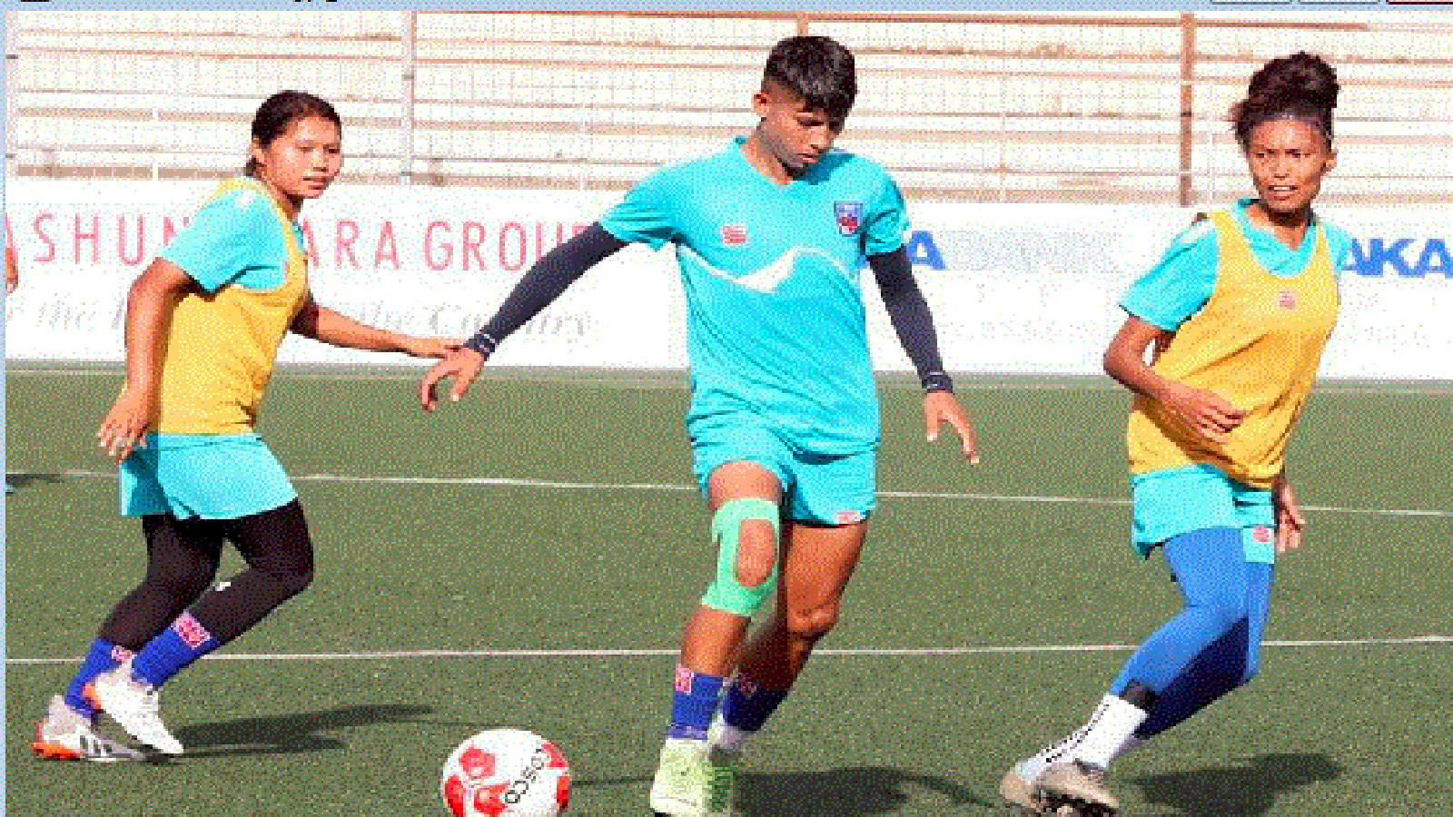 राष्ट्रिय महिला फुटबल खेलाडीलाई युनिलिभरको सहयोग